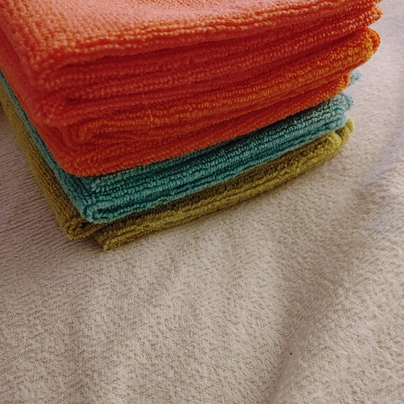 Microfiber Cleaning Cloths (8 in Pack) Brand New - Picture 4 of 8